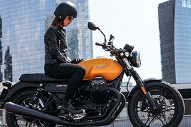 Moto Guzzi 2017 ra mắt tại Malaysia giá từ 354 triệu đồng